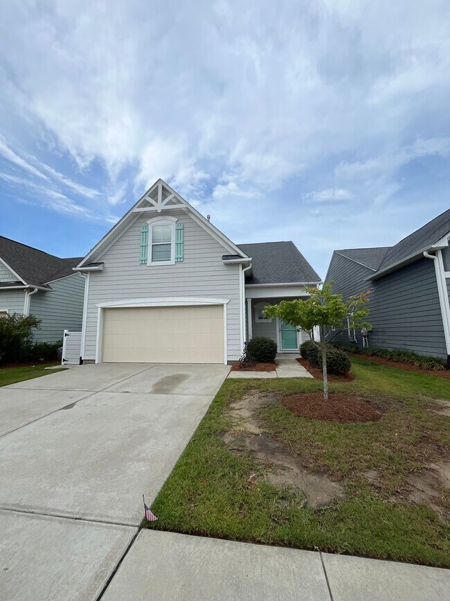 Building Photo - Beautiful  3-bedroom, 2.5 bath home in Brunswick Forest