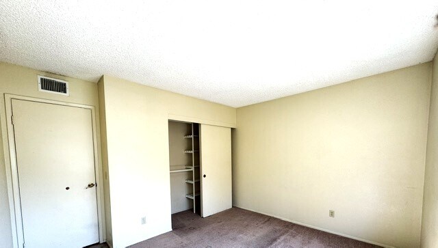 Building Photo - 351 N Melrose Dr