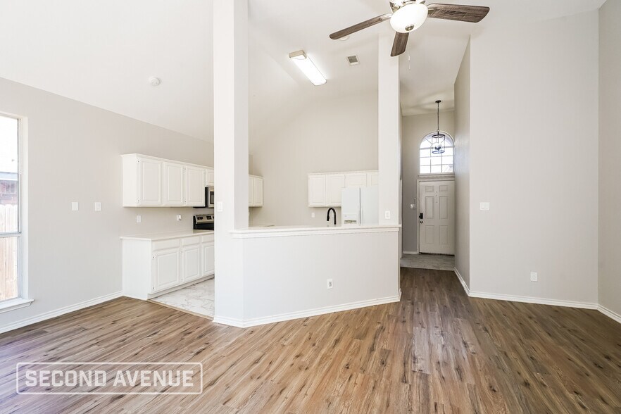 Building Photo - 4844 Ashton Ave