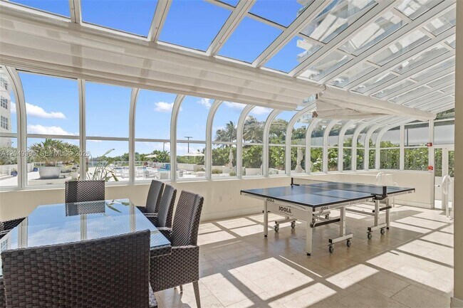 Building Photo - 6917 Collins Ave