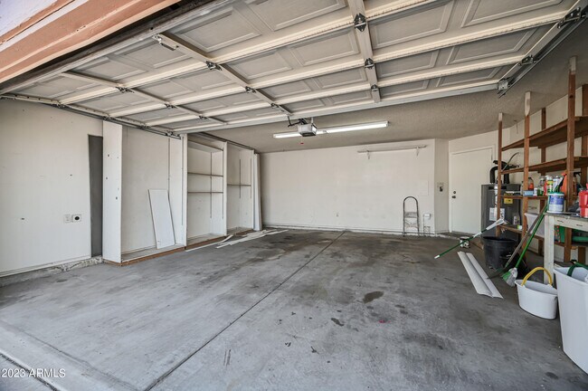 Building Photo - 7725 E Rovey Ave