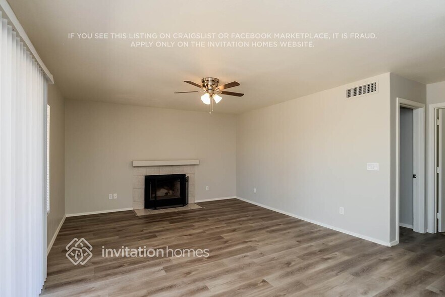 Building Photo - 687 W Country Estates Ave
