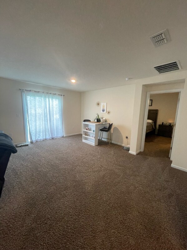 Building Photo - 3702 Shiner Dr