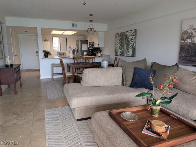 Building Photo - 16000 Bay Pointe Blvd