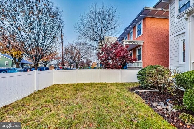 Building Photo - 5415 Illinois Ave NW