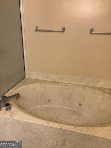 Building Photo - 102 Pine Grove Dr