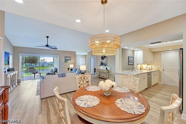 Building Photo - 776 Willowbrook Dr