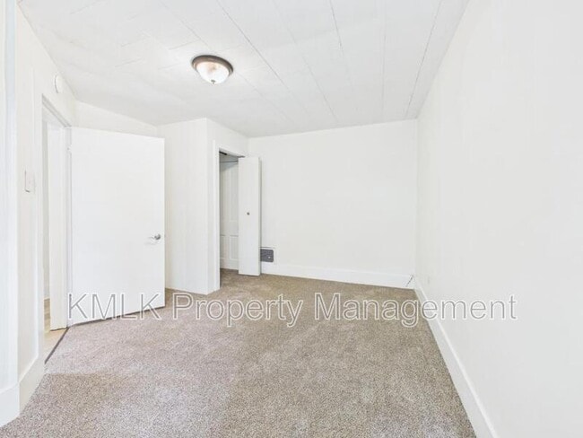 Building Photo - 508 Crouse St