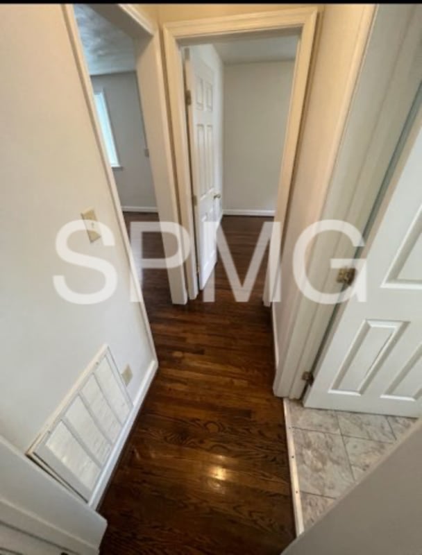 Building Photo - 2321 Catawba Valley Dr