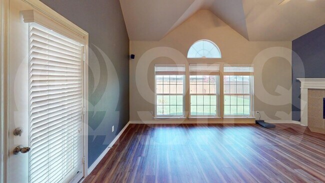 Building Photo - 2110 Pecan Ridge Dr