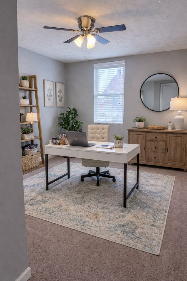 Building Photo - 103 W 2nd St