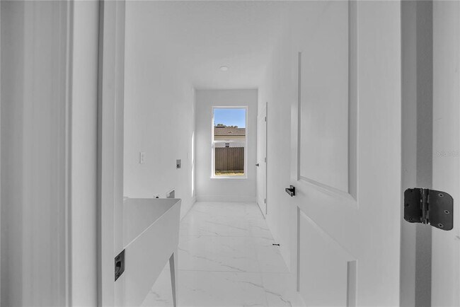 Building Photo - 17135 SW 41st Ct