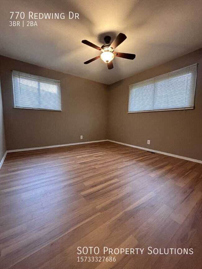 Building Photo - 770 Redwing Dr