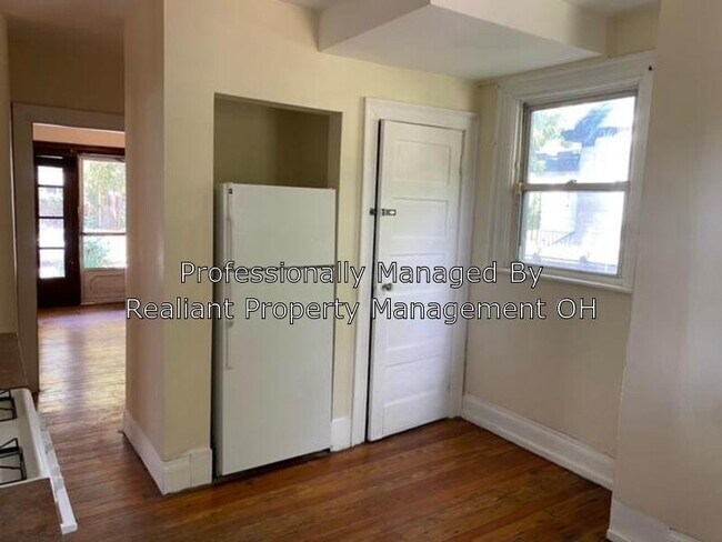 Building Photo - 5730 St Elmo Ave