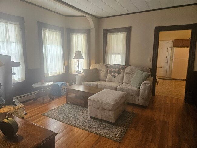 Building Photo - 42 Sumner St