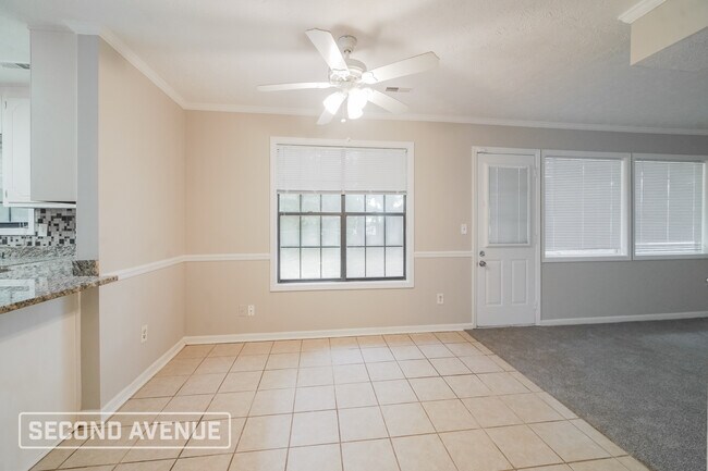 Building Photo - 3065 Stone Oak Dr