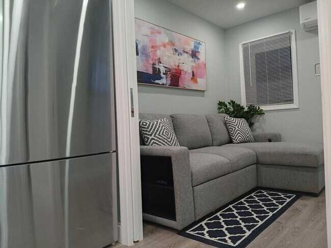 Building Photo - 1111 Atwells Ave