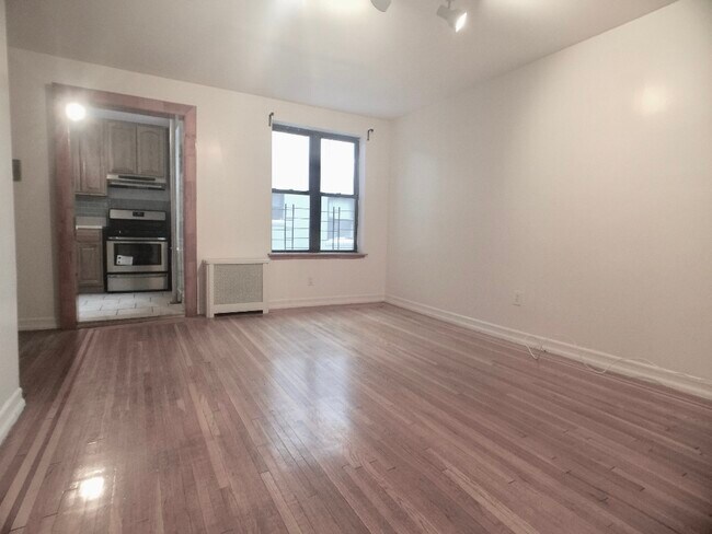Floorplan - 183 Pinehurst Avenue