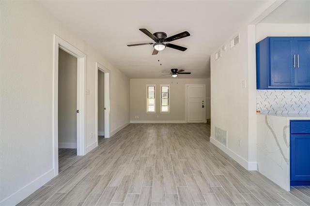 Building Photo - 626 W Arawe Cir