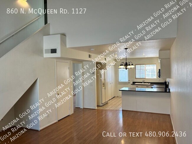 Building Photo - 860 N McQueen Rd