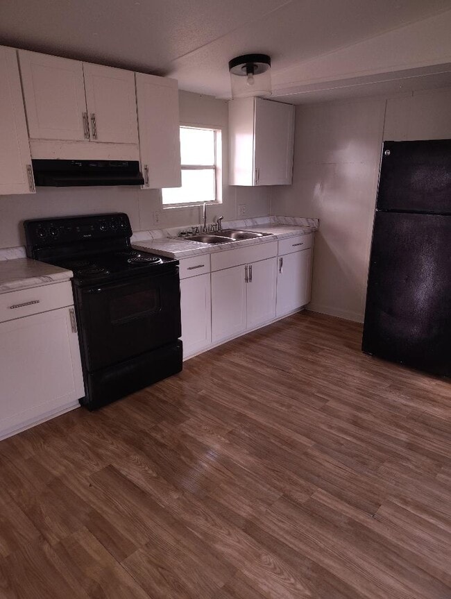 Building Photo - 1378 Hwy 196 W