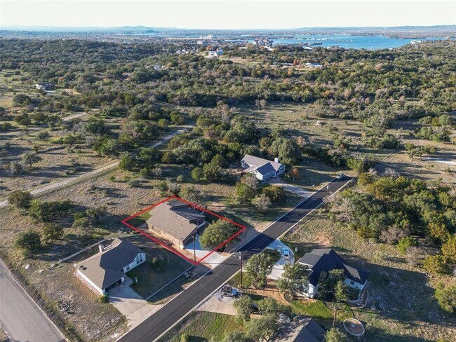 Building Photo - 1306 Whitetail Rd