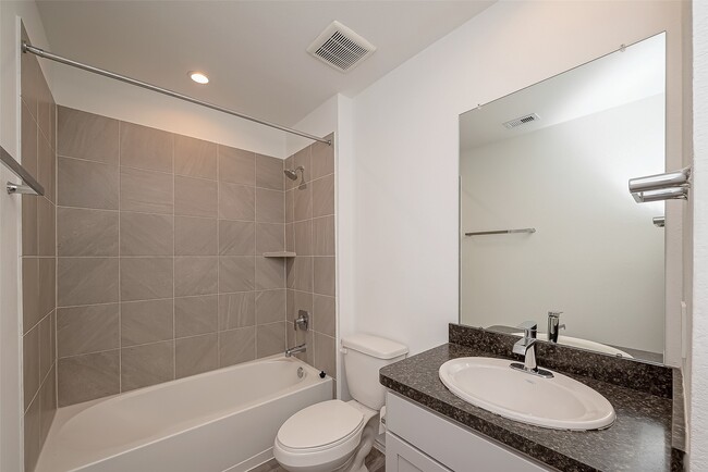 Building Photo - 24330 Elmwood Falls Dr
