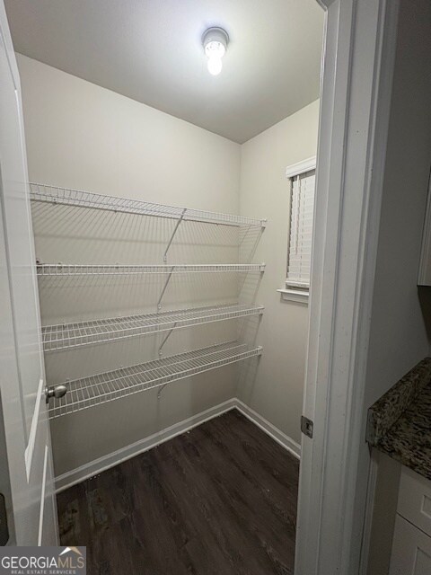 Building Photo - 314 Nutwood Trce