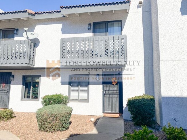 Primary Photo - 2 Bed 2.5 Bath Townhome