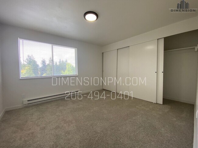 Building Photo - 310 Bedrock Dr