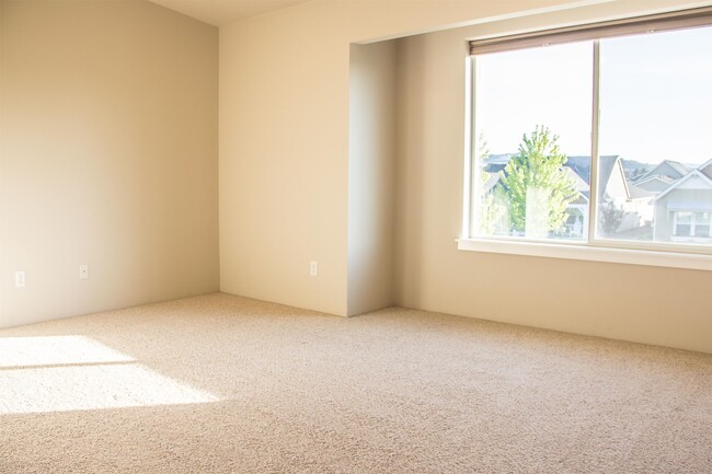 Building Photo - 2230 N Country Vista Blvd