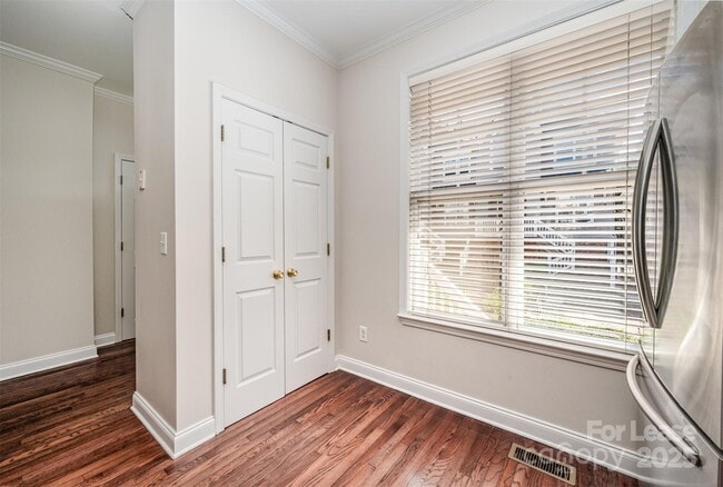 Building Photo - 847 Clarkson Mill Ct