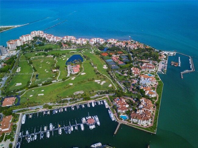 Building Photo - 2442 Fisher Island Dr