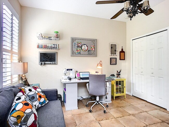 Building Photo - Gorgeous 4-Bedroom, 3-Bathroom Town Home w...