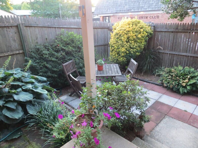 Back Patio - 434 James Court