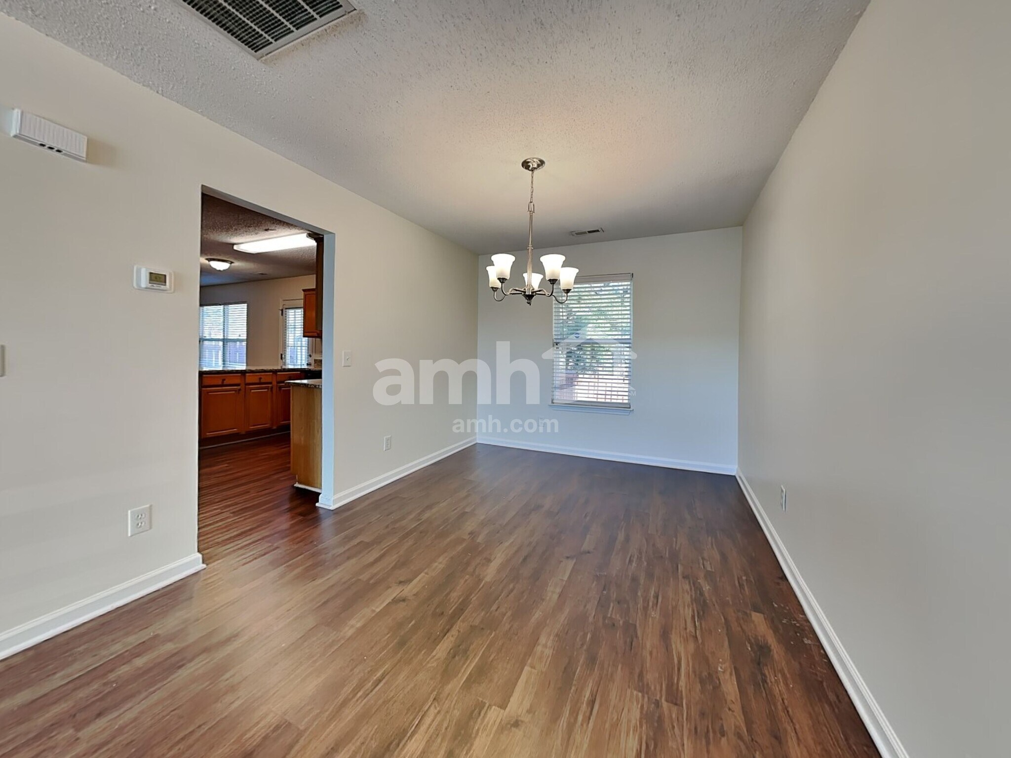 Building Photo - 139 Julian Pond Ln