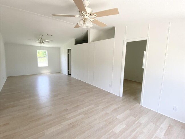 Building Photo - 2740 Citation Dr