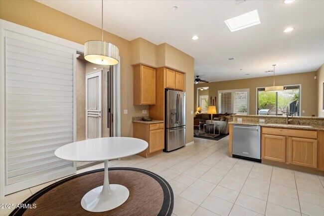 Building Photo - 7488 E Sunset Sky Cir