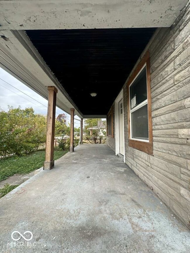 Building Photo - 2729 Columbia Ave