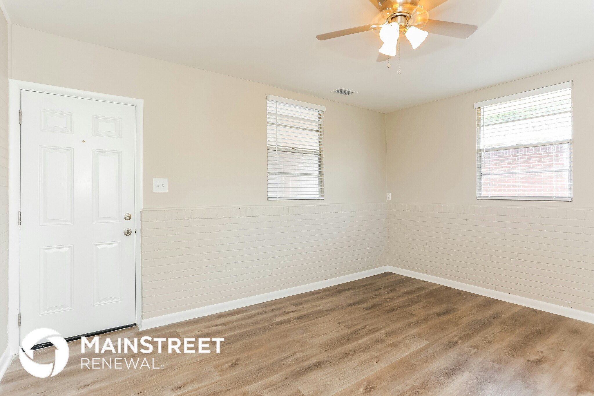 Building Photo - 6603 Syringa Ln