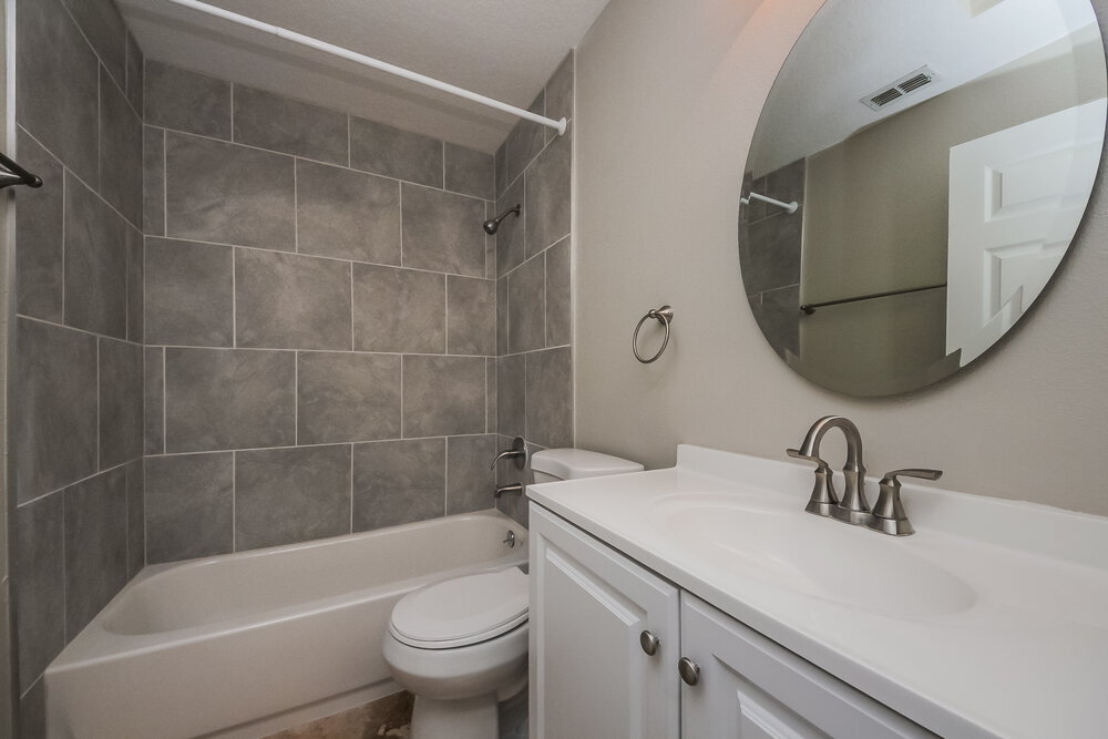 Building Photo - 17104 Cypresswood Way