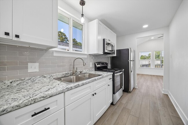 Building Photo - 22837 E Community Dr