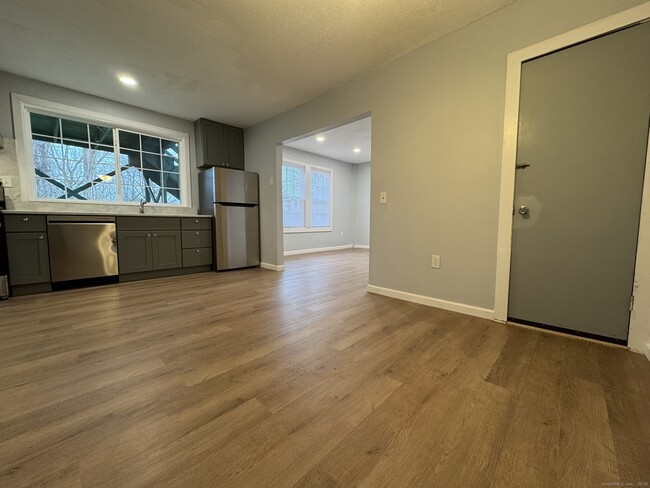 Building Photo - 9 South St