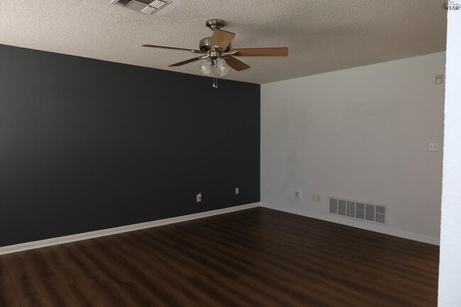 Building Photo - 5223 Air Force Dr