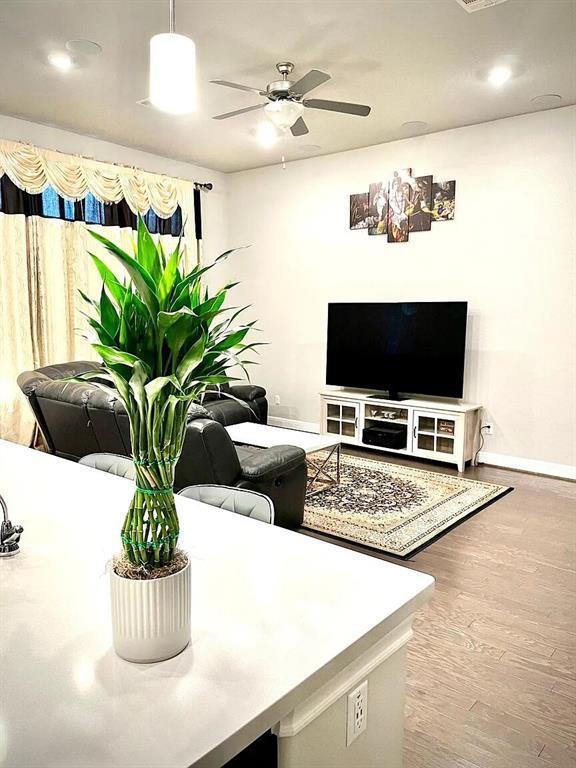 Building Photo - 4221 Borho Ranch St