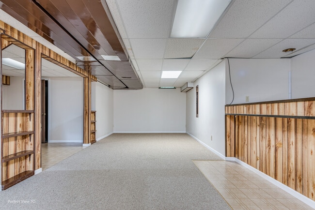 Building Photo - 2031 Westridge Blvd