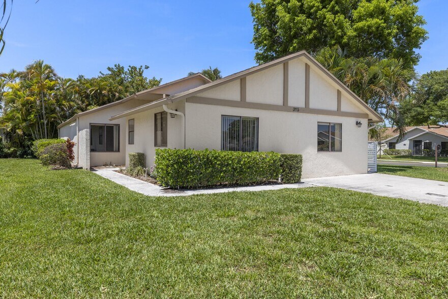Building Photo - 3115 NW 12th St