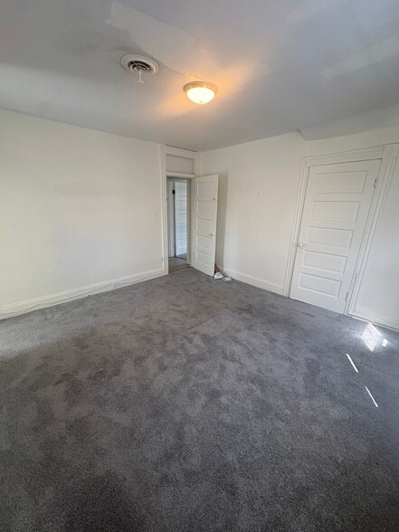 Building Photo - 5117 Gwynn Oak Ave