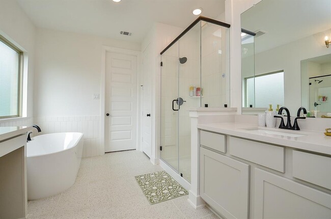 Building Photo - 10574 Cecilia Star Ln