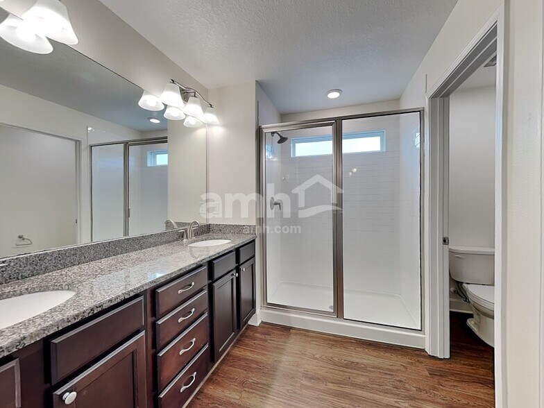 Building Photo - 4335 Reisswood Lp